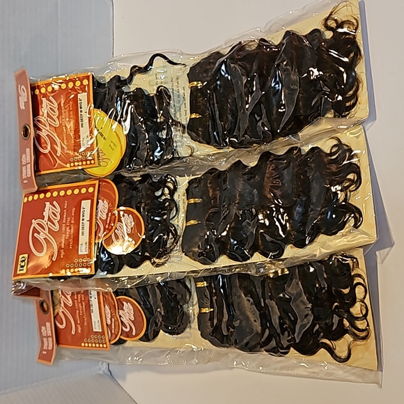(NWT) 3 PACK BUNDLES OF WET AND WAVY HUMAN HAIR - Picture 1 of 5